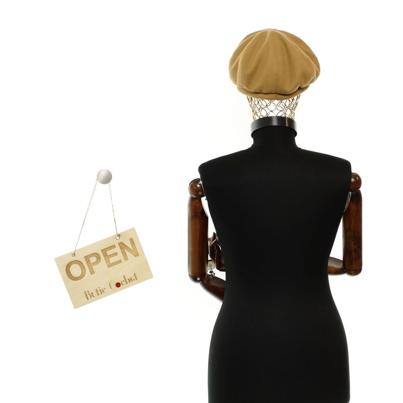 Fashion, accesorii si bijuterii - Femei - Accesorii femei - Caciuli si palarii femei - Sapca de dama, Buticcochet, din acril si poliester, marime 56-58, Bej - BSC790 - Infinity.ro