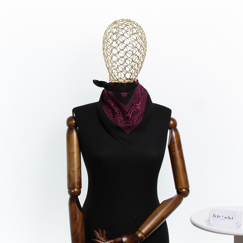 Fashion, accesorii si bijuterii - Femei - Accesorii femei - Esarfe si fulare femei - Bandana din bumbac, dimensiune 55 x 55 cm, imprimeu mandala, Buticcochet, Negru cu roz - ES2203 - Infinity.ro