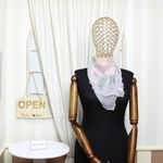 Fashion, accesorii si bijuterii - Femei - Accesorii femei - Esarfe si fulare femei - Esarfa de dama, Buticcochet, 60x60 cm, 40% matase 60% poliester, cu imprimeu floral, Gri - ES2037 - Infinity.ro