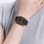 Fashion, accesorii si bijuterii - Femei - Bijuterii femei - Ceasuri femei - Ceas Dama Naviforce 5049 Negru-Auriu - Afisaj Analog, Fashion, Casual, Rezistent la Apa 3ATM - Infinity.ro