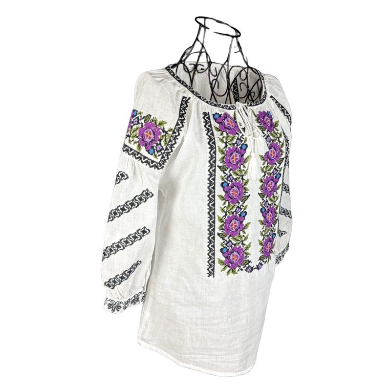 Fashion, accesorii si bijuterii - Femei - Imbracaminte femei - Camasi si bluze femei - Bluza dama O25 alb/mov marimea S - Infinity.ro