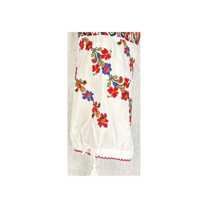 Fashion, accesorii si bijuterii - Femei - Imbracaminte femei - Camasi si bluze femei - Bluza dama tip ie R25 alb/albastru , marimea M - Infinity.ro
