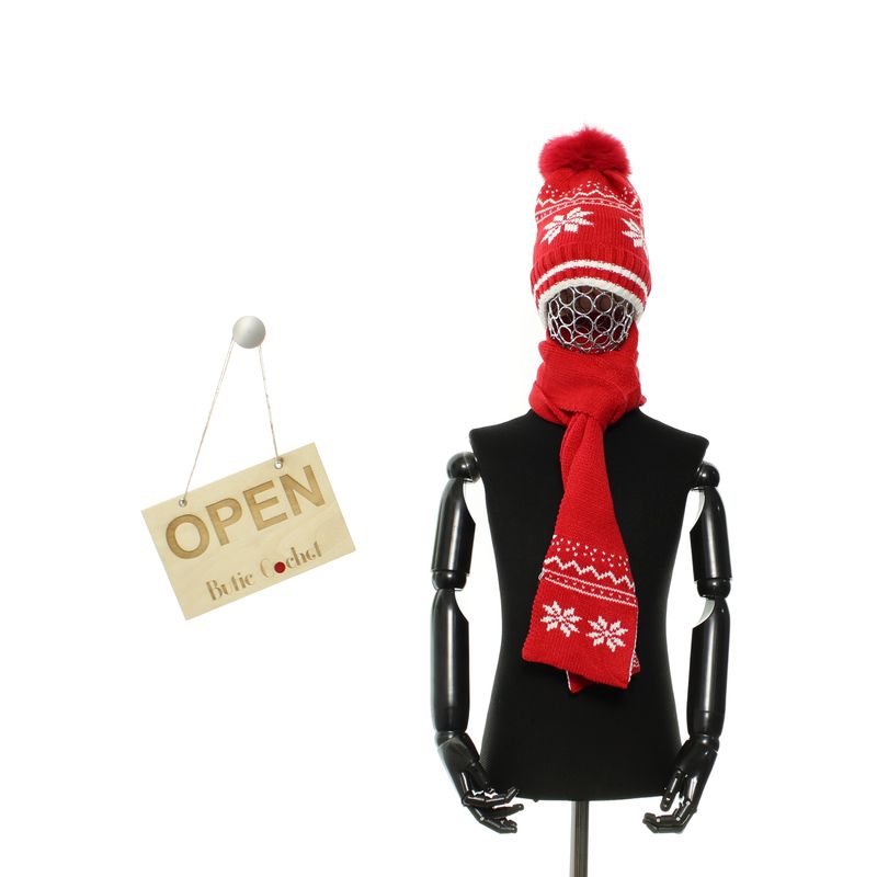 Fashion, accesorii si bijuterii - Copii - Accesorii copii - Caciuli si palarii copii - Set caciula si fular, pentru copii, Buticcochet, din viscoza si sintetic, model cu fulgi de nea, Rosu - SETF304 - Infinity.ro
