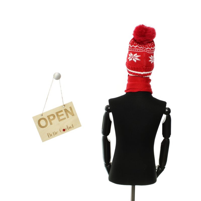 Fashion, accesorii si bijuterii - Copii - Accesorii copii - Caciuli si palarii copii - Set caciula si fular, pentru copii, Buticcochet, din viscoza si sintetic, model cu fulgi de nea, Rosu - SETF304 - Infinity.ro