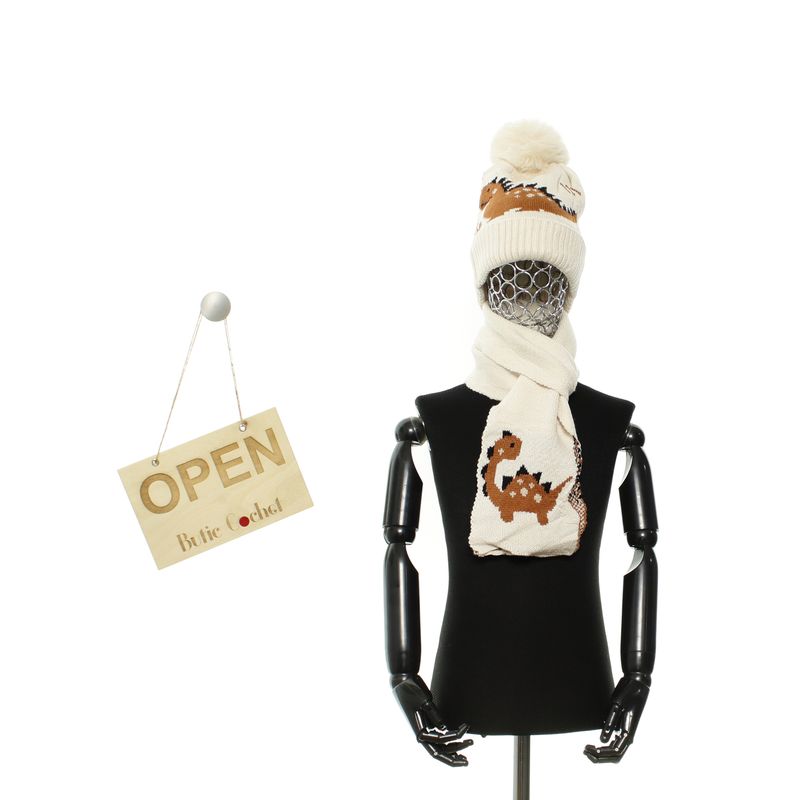 Fashion, accesorii si bijuterii - Copii - Accesorii copii - Caciuli si palarii copii - Set caciula si fular, pentru copii, Buticcochet, din viscoza si sintetic, model cu dinozauri, Crem - SETF311 - Infinity.ro