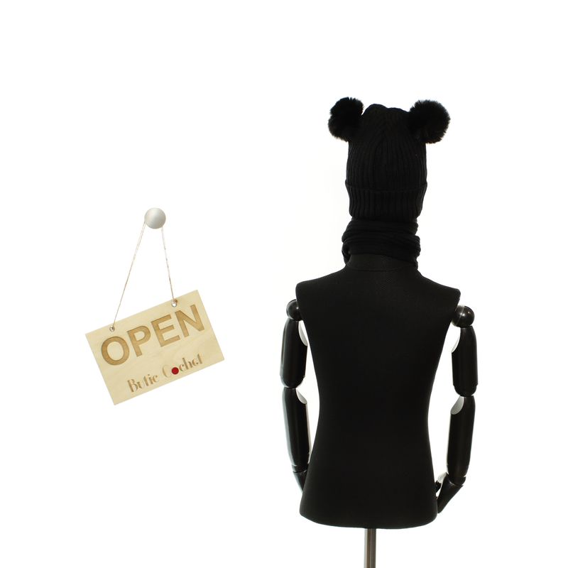 Fashion, accesorii si bijuterii - Copii - Accesorii copii - Caciuli si palarii copii - Set caciula si fular, pentru copii, Buticcochet, din viscoza si sintetic, model cu ursulet, Negru - SETF264 - Infinity.ro