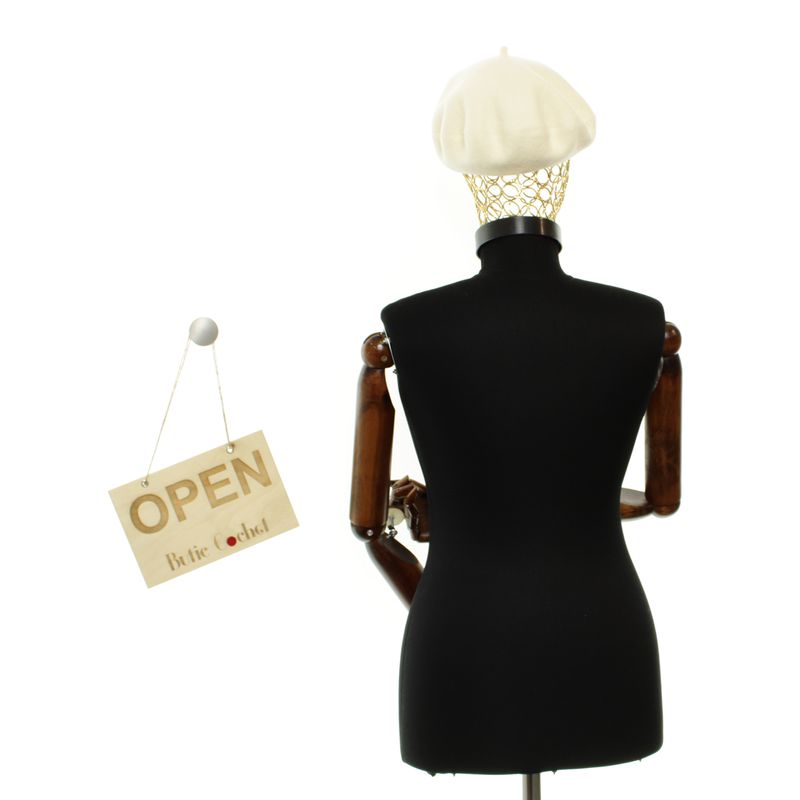 Fashion, accesorii si bijuterii - Femei - Accesorii femei - Caciuli si palarii femei - Bereta de dama, Buticcochet, din lana si acril, model cu perle, one size, Alb - BSC771 - Infinity.ro
