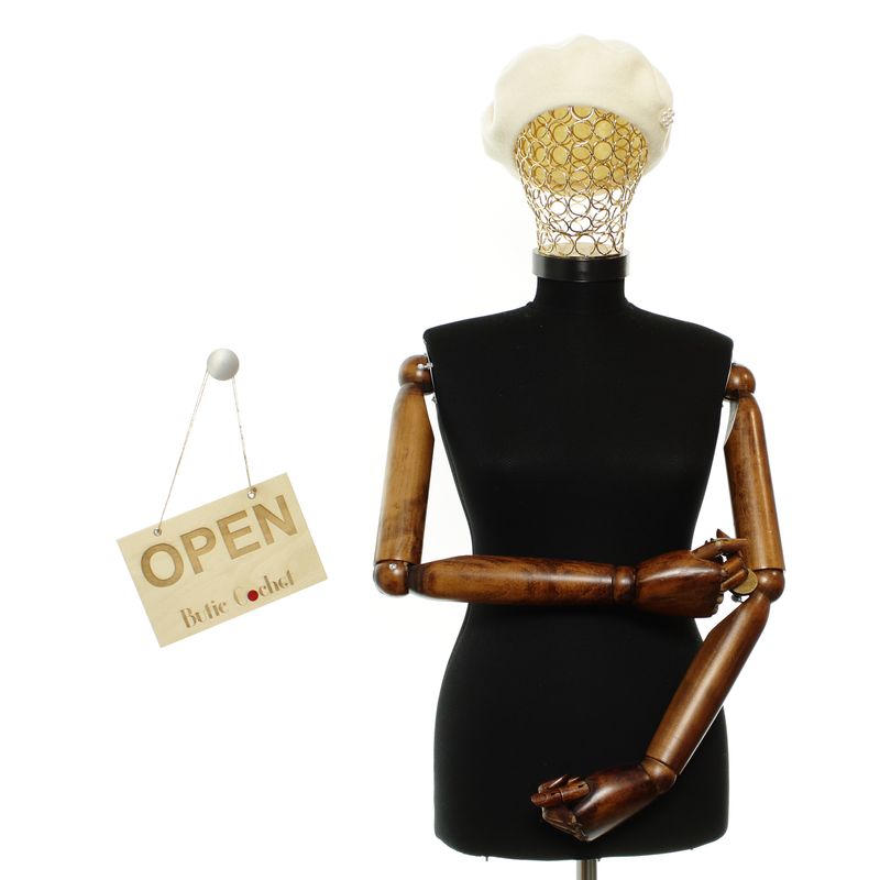 Fashion, accesorii si bijuterii - Femei - Accesorii femei - Caciuli si palarii femei - Bereta de dama, Buticcochet, din lana si acril, model cu perle, one size, Alb - BSC771 - Infinity.ro
