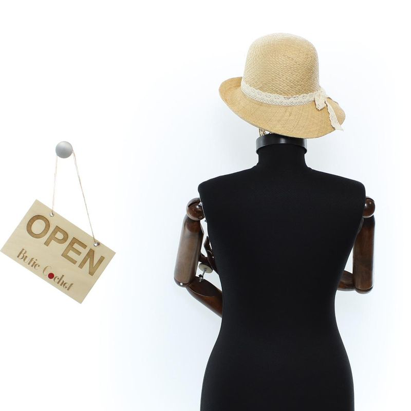 Fashion, accesorii si bijuterii - Femei - Accesorii femei - Caciuli si palarii femei - Palarie, Dama, din paie, Buticcochet, model cu snur decorativ, One size, Bej - PAL1635 - Infinity.ro