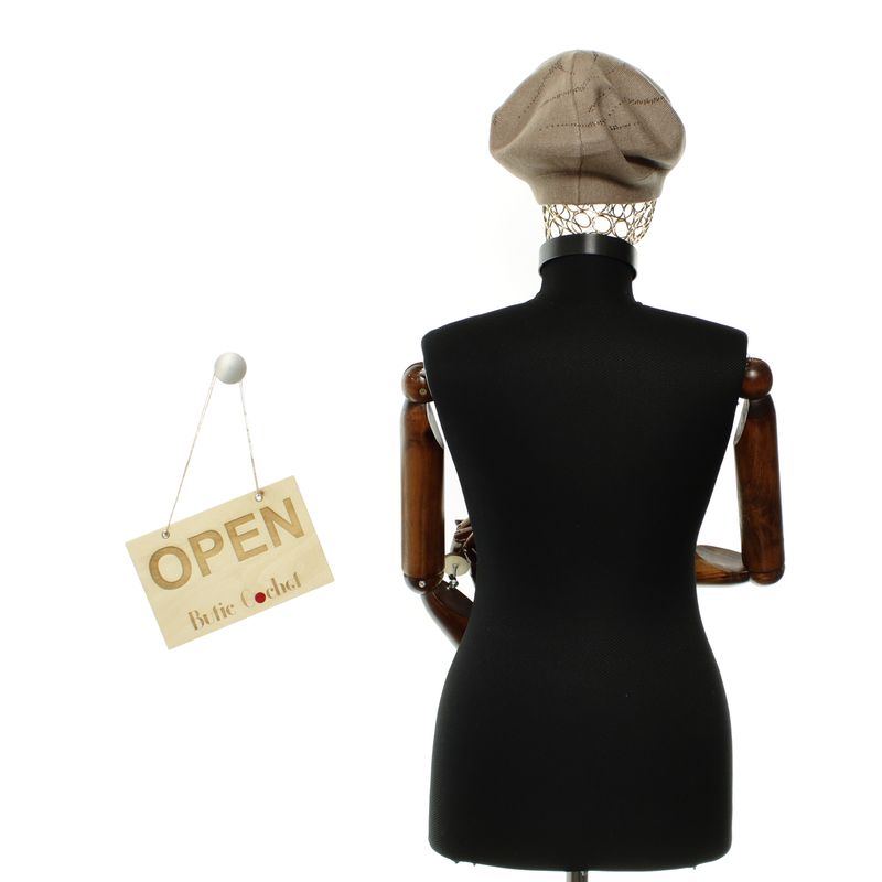 Fashion, accesorii si bijuterii - Femei - Accesorii femei - Caciuli si palarii femei - Bereta de dama, Buticcochet, din acril si vascoza, model cu strasuri, one size, Bej - BSC741 - Infinity.ro