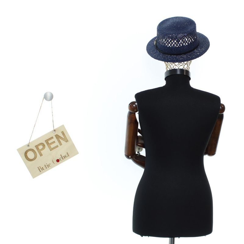 Fashion, accesorii si bijuterii - Femei - Accesorii femei - Caciuli si palarii femei - Palarie de soare, dama, din paie de hartie, marime one size, bor mic, Buticcochet, catarama decorativa, Bleumarin - PAL1774 - Infinity.ro