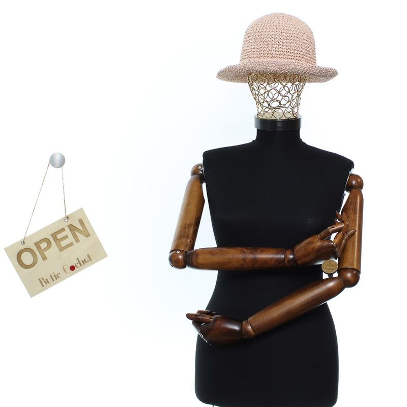 Fashion, accesorii si bijuterii - Femei - Accesorii femei - Caciuli si palarii femei - Palarie de soare, ButicCochet, dama, din paie de hartie, cu floare decorativa, one size, Roz - PAL1822 - Infinity.ro