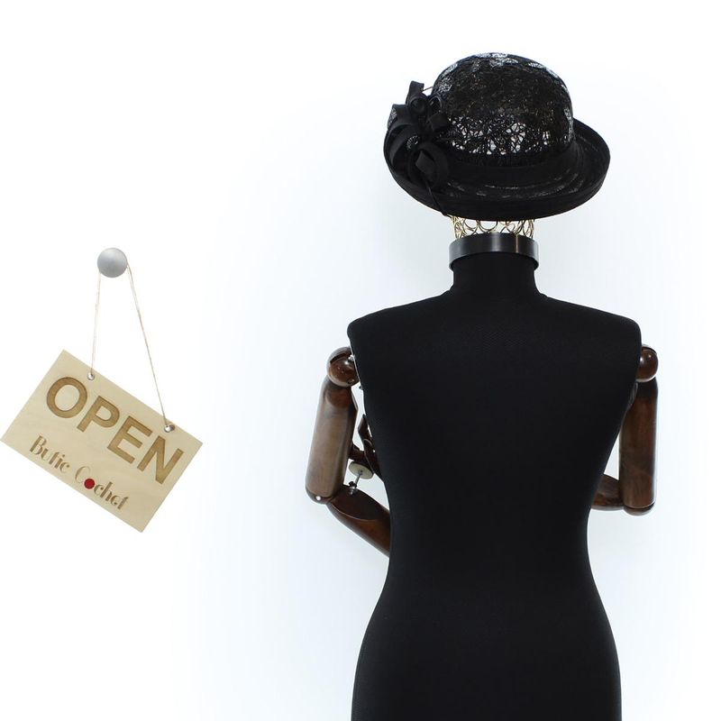 Fashion, accesorii si bijuterii - Femei - Accesorii femei - Caciuli si palarii femei - Palarie, Dama,  din poliester, Buticcochet, model cu paiete, One size, Negru - PAL1634 - Infinity.ro
