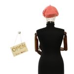 Fashion, accesorii si bijuterii - Femei - Accesorii femei - Caciuli si palarii femei - Bereta de dama, din lana, Evita, one size, model floral impaslit, Corai - BSC814 - Infinity.ro