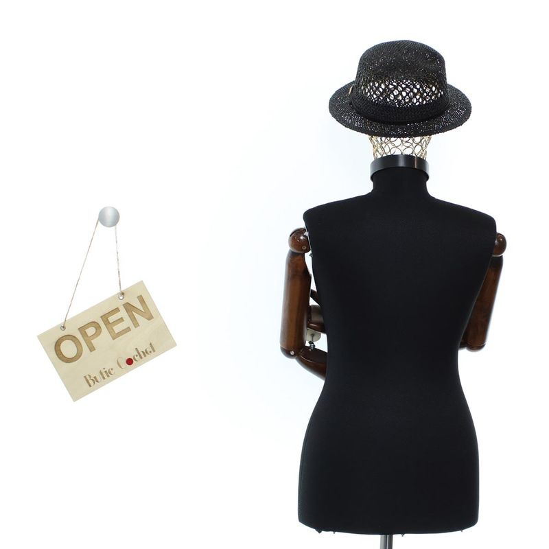Fashion, accesorii si bijuterii - Femei - Accesorii femei - Caciuli si palarii femei - Palarie de soare, dama, din paie de hartie, marime one size, bor mic, Buticcochet, catarama decorativa, Negru - PAL1779 - Infinity.ro