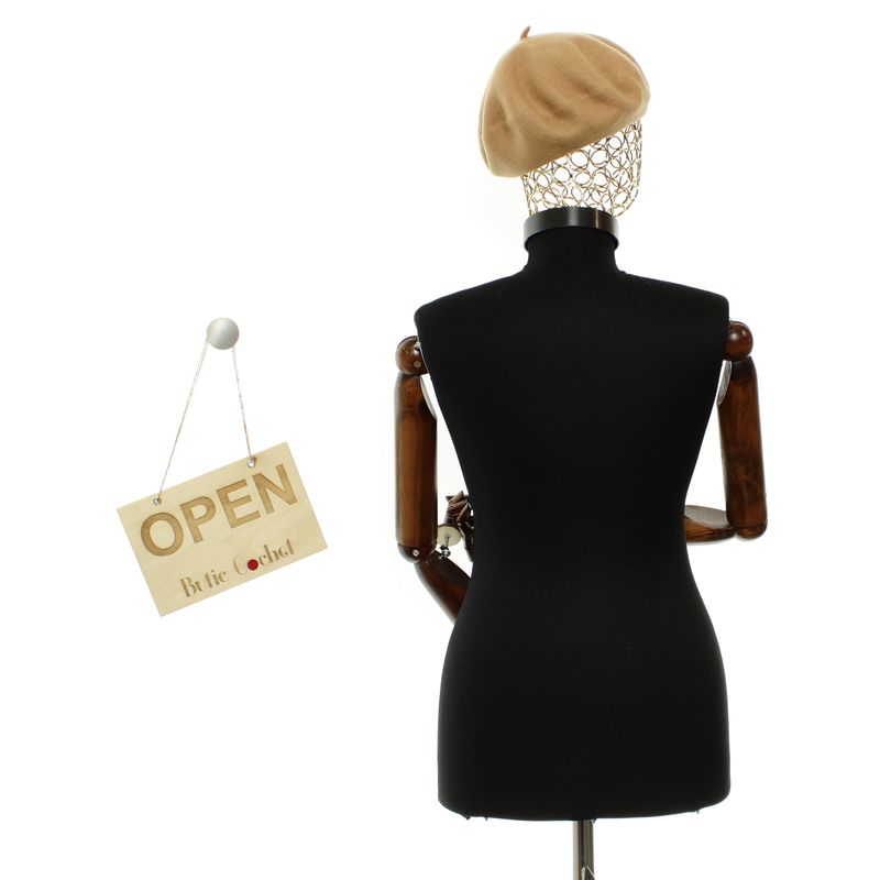 Fashion, accesorii si bijuterii - Femei - Accesorii femei - Caciuli si palarii femei - Bereta de dama, Buticcochet, din lana si acril, model cu perle, one size, Bej - BSC775 - Infinity.ro