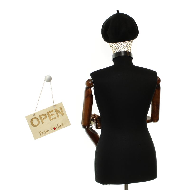 Fashion, accesorii si bijuterii - Femei - Accesorii femei - Caciuli si palarii femei - Bereta de dama, Buticcochet, din lana si acril, model cu perle, one size, Negru - BSC769 - Infinity.ro