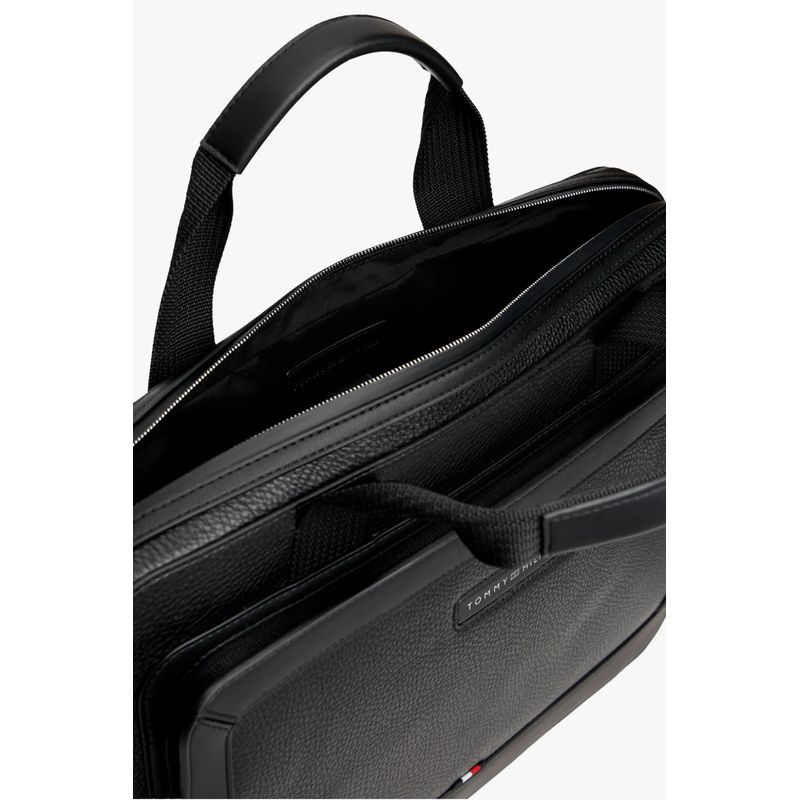 Fashion, accesorii si bijuterii - Barbati - Accesorii barbati - Genti si rucsacuri barbati - Geanta pentru laptop Tommy Hilfiger AM0AM13987 Negru 38 x 27 x 6 cm - Infinity.ro