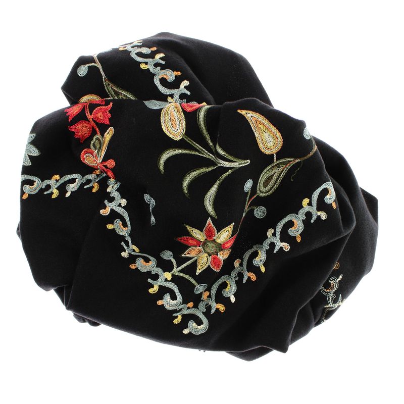Fashion, accesorii si bijuterii - Femei - Accesorii femei - Esarfe si fulare femei - Esarfa de dama, din lana, Buticcochet, model cu broderie, 70x190 cm, Negru - ES3208 - Infinity.ro