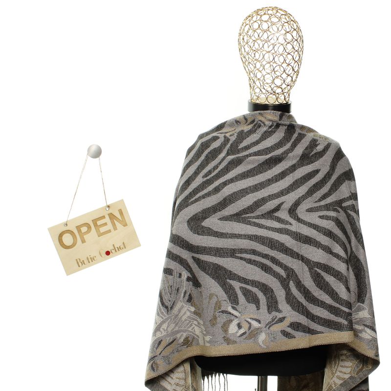 Fashion, accesorii si bijuterii - Femei - Accesorii femei - Esarfe si fulare femei - Esarfa de dama, din lana, Buticcochet, cu model stilizat, 65x190 cm, Multicolor - ES3240 - Infinity.ro
