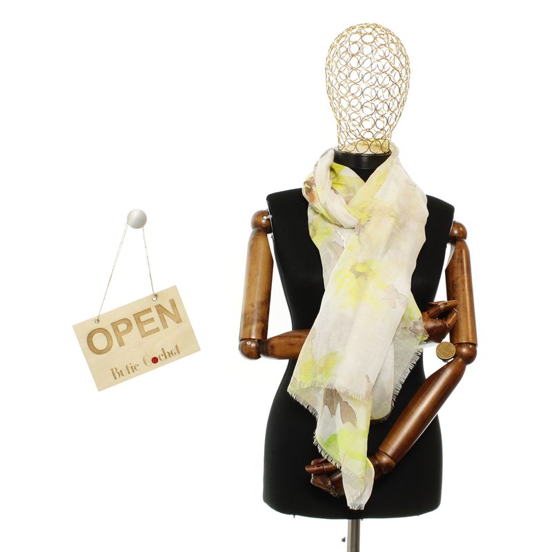 Fashion, accesorii si bijuterii - Femei - Accesorii femei - Esarfe si fulare femei - Esarfa de dama, din 30% viscoza 70% poliester, Buticcochet, 68x180 cm, Multicolor - ES3311 - Infinity.ro