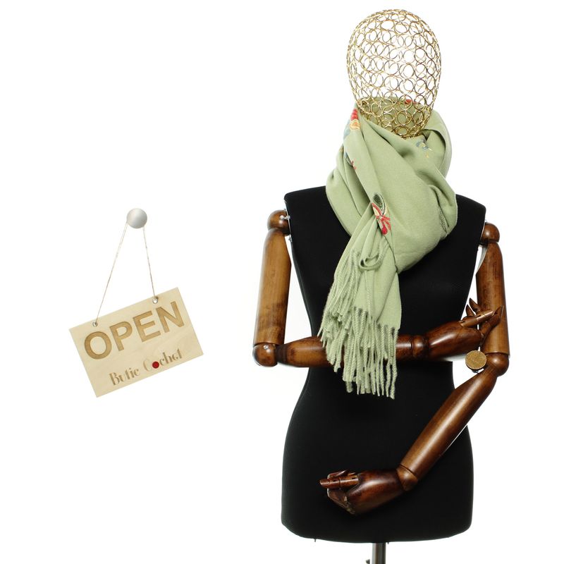 Fashion, accesorii si bijuterii - Femei - Accesorii femei - Esarfe si fulare femei - Esarfa de dama, din lana, Buticcochet, model cu broderie, 70x190 cm, Vernil - ES3213 - Infinity.ro