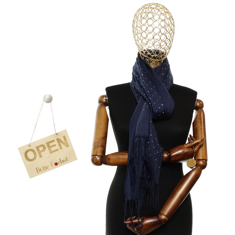 Fashion, accesorii si bijuterii - Femei - Accesorii femei - Esarfe si fulare femei - Esarfa de dama, din 30% viscoza 70% poliester, Buticcochet, 75x180 cm, model cu strasuri, Bleumarin - ES3257 - Infinity.ro