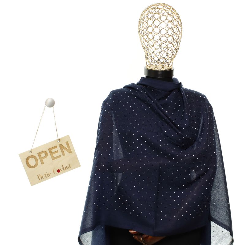 Fashion, accesorii si bijuterii - Femei - Accesorii femei - Esarfe si fulare femei - Esarfa de dama, din 30% viscoza 70% poliester, Buticcochet, 75x180 cm, model cu strasuri, Bleumarin - ES3257 - Infinity.ro
