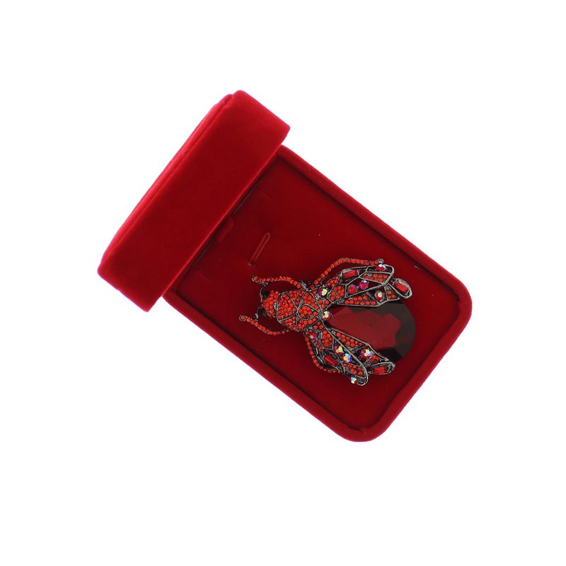 Market - Cadouri - Martisoare - Accesoriu dama, Brosa, din metal, Buticcochet, 6.5 x 4.5 cm, model Gandacel, Rosu - MR624 - Infinity.ro