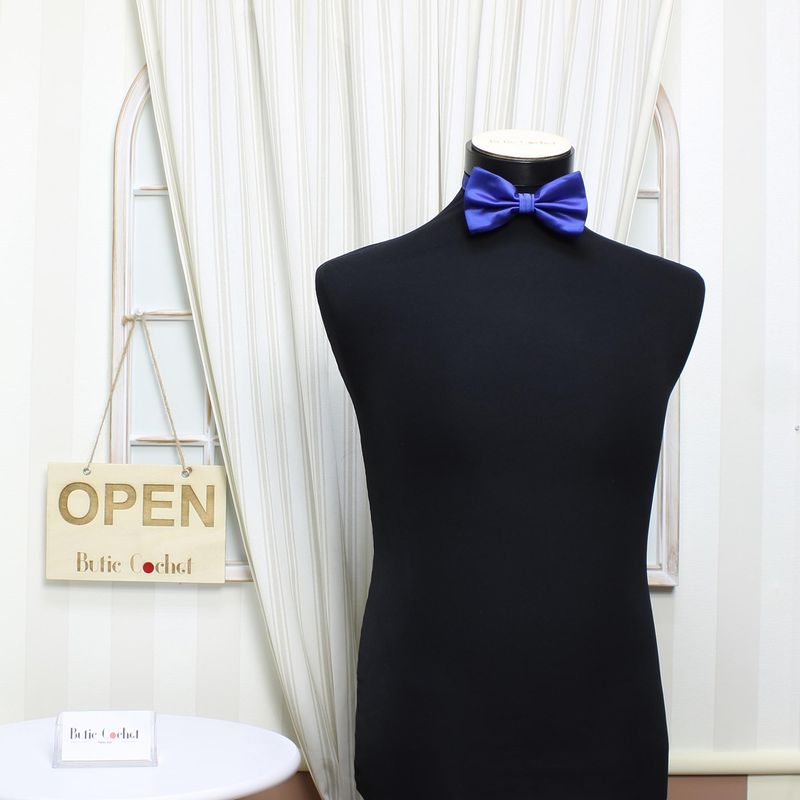 Fashion, accesorii si bijuterii - Barbati - Accesorii barbati - Cravate si papioane barbati - Papion barbatesc, Buticcochet, din material sintetic, 7x12 cm, Albastru electric - PAP260 - Infinity.ro