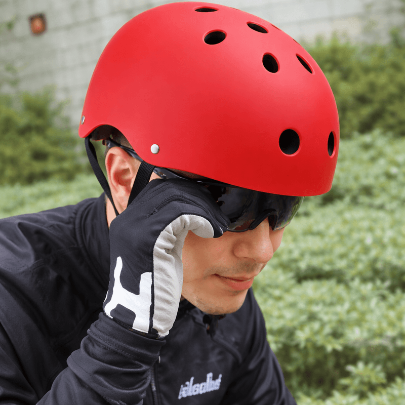 Sport si Outdoor - Echipament Sportiv - Accesorii echipament sportiv - Casti de protectie - Casca de Protectie pentru Trotineta si Bicicleta, Ventilatie buna, Marime Reglabila, Ultra Usoara, Rosu, L 54-62cm - Infinity.ro
