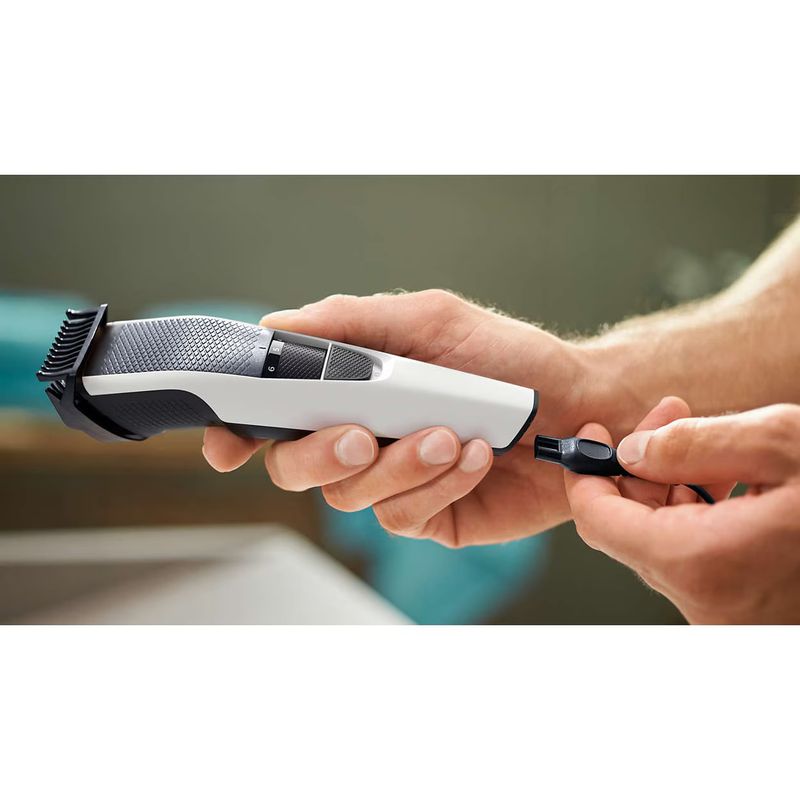 Ingrijire personala si Cosmetice - Aparate & accesorii ingrijire personala - Aparate de ras si tuns - Aparate de tuns - Aparat de tuns barba Philips BT3206/14, Lame din inox 0.5-10mm, Alb/Negru - Infinity.ro