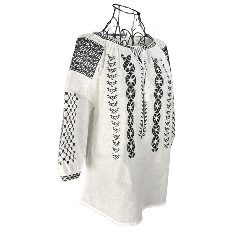 Fashion, accesorii si bijuterii - Femei - Imbracaminte femei - Camasi si bluze femei - Bluza dama M26 alb/negru marimea S - Infinity.ro