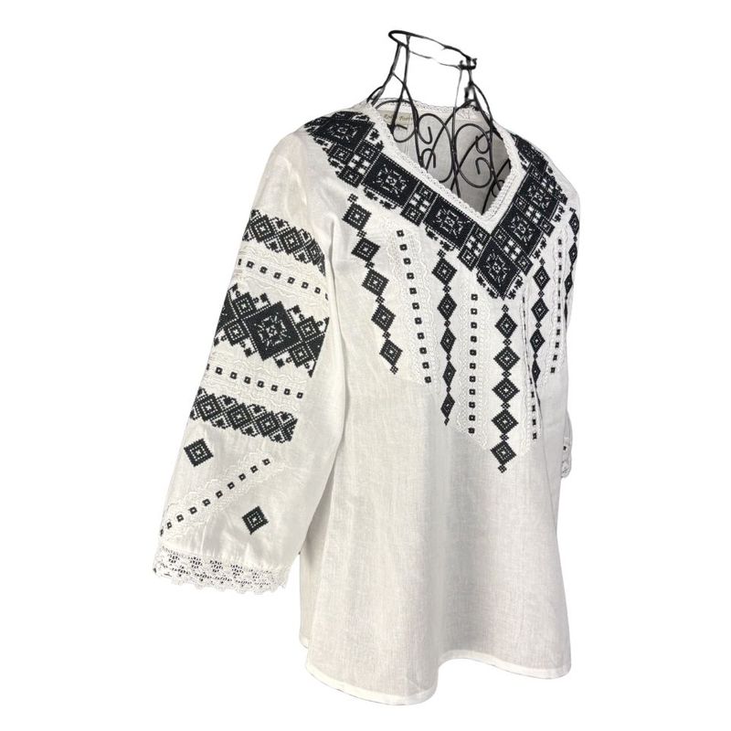 Fashion, accesorii si bijuterii - Femei - Imbracaminte femei - Camasi si bluze femei - Bluza dama M26 alb crystal/negru marimea S - Infinity.ro