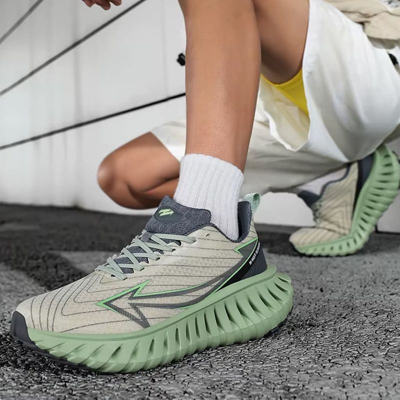Fashion, accesorii si bijuterii - Barbati - Incaltaminte barbati - Sneakers si tenisi barbati - Pantofi sport MBrands barbati KMN cu talpa inalta 42 verde - Infinity.ro