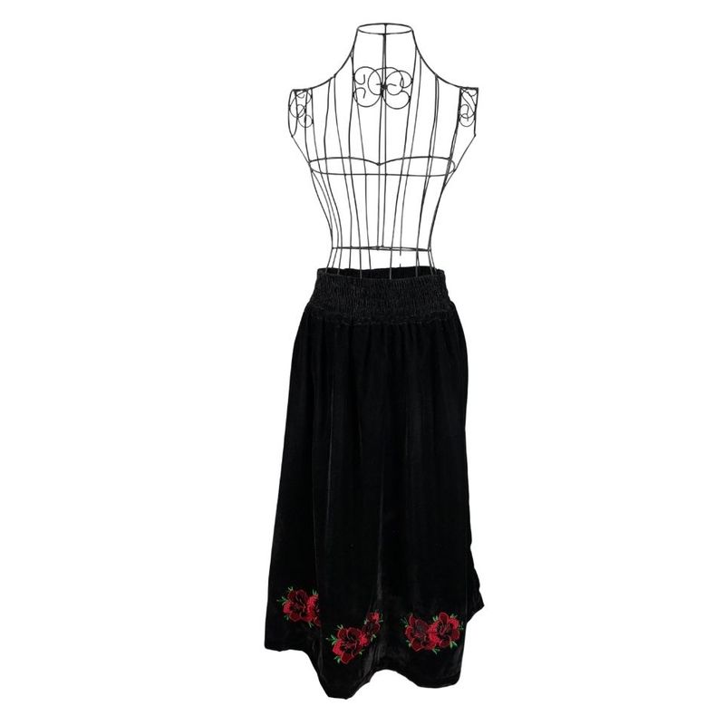 Fashion, accesorii si bijuterii - Femei - Imbracaminte femei - Fuste femei - Fusta dama din catifea negru/rosu , marime 3XL - Infinity.ro