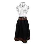 Fashion, accesorii si bijuterii - Femei - Imbracaminte femei - Fuste femei - Fusta dama traditionala, negru/verde , marime S - Infinity.ro