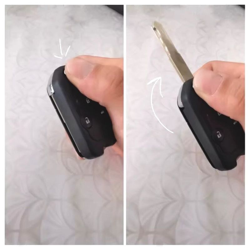 Auto si Moto - Piese auto si accesorii - Caroserie - Usi auto si accesorii - Carcasa cheie auto pliabila transformatoare, compatibila cu Honda Accord, Civic, CR-V, Fit, 3 butoane, lama inclusa - Infinity.ro