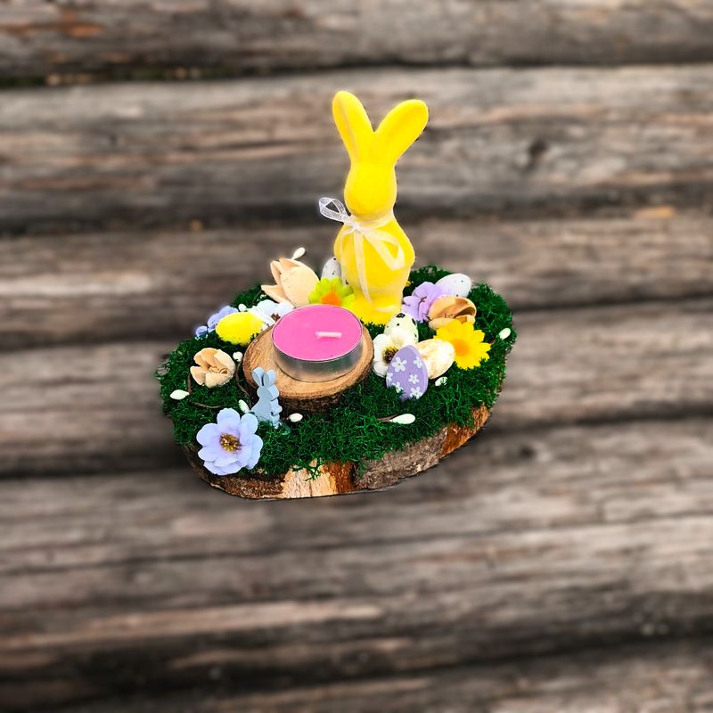 Market - Cadouri - Flori si aranjamente - Decoratiune pentru interior, aranjament cu licheni stabilizati si iepuras ceramic de Paste, cu lumanare, 18 cm - Infinity.ro