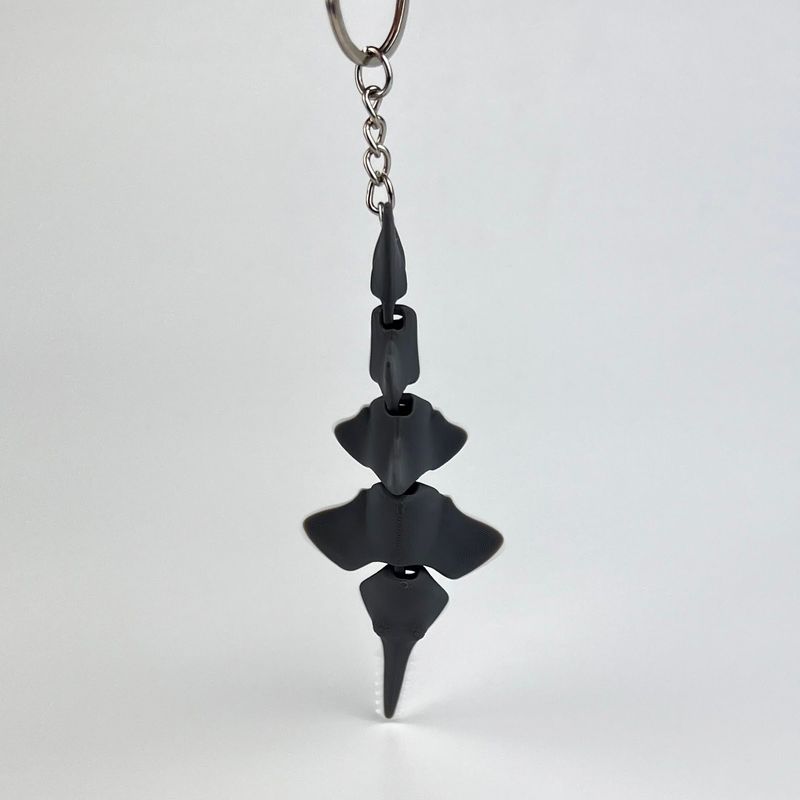 Fashion, accesorii si bijuterii - Femei - Accesorii femei - Alte accesorii femei - Breloc Peste Fierastrau / Sawfish 3D, Flexibil, 10cm - Infinity.ro