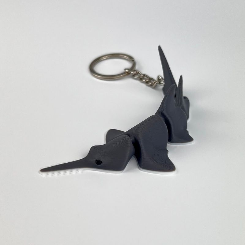 Fashion, accesorii si bijuterii - Femei - Accesorii femei - Alte accesorii femei - Breloc Peste Fierastrau / Sawfish 3D, Flexibil, 10cm - Infinity.ro