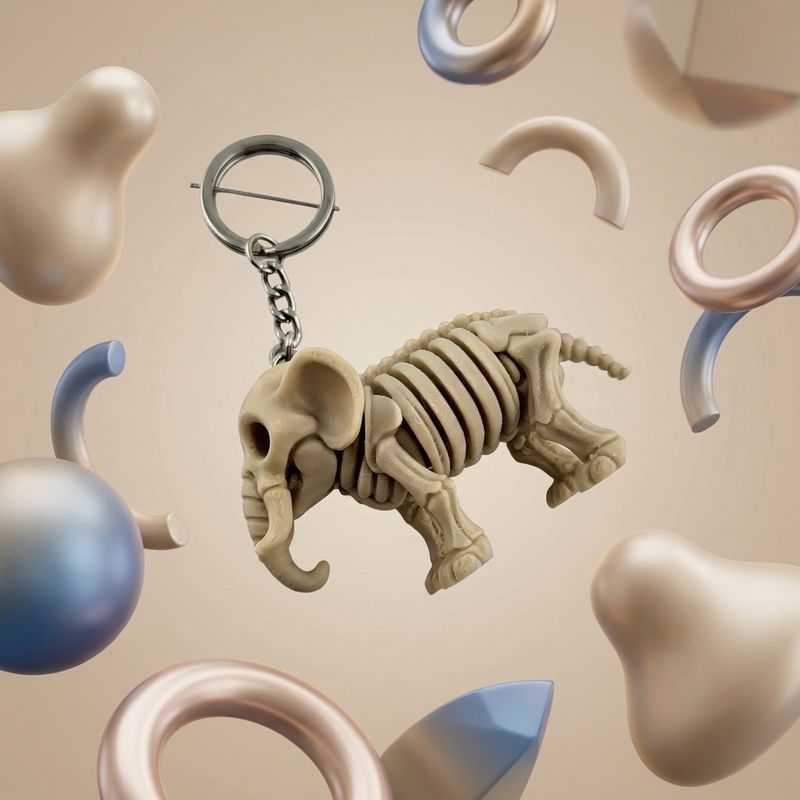Fashion, accesorii si bijuterii - Femei - Accesorii femei - Alte accesorii femei - Breloc Silueta Exotica Elefant Scheletic, Bej, 10 cm - Infinity.ro