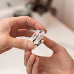 Ingrijire personala si Cosmetice - Aparate & accesorii ingrijire personala - Aparate de ras si tuns - Accesorii aparate de ras - Set 100 rezerve, lame pentru aparat de ras BIC Chrome Platinum, 5 x 20buc - Infinity.ro
