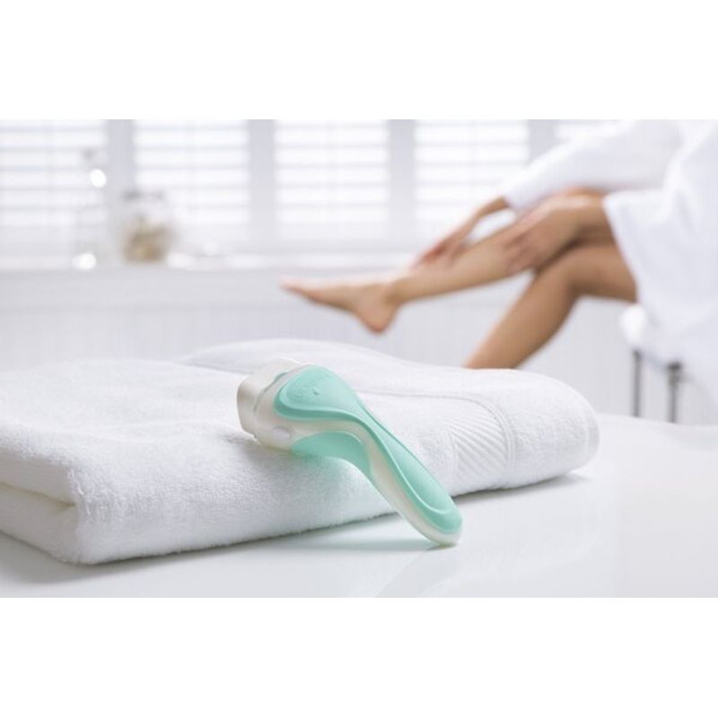 Ingrijire personala si Cosmetice - Aparate & accesorii ingrijire personala - Aparate de ras si tuns - Aparate de ras clasice - Set aparat de ras Wilkinson Intuition Sensitive Care cu 6 rezerve - Infinity.ro