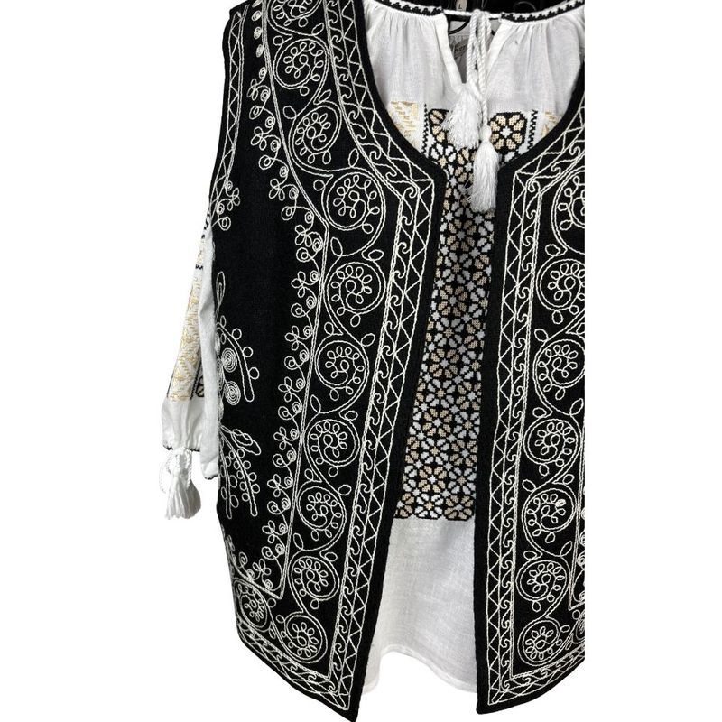 Fashion, accesorii si bijuterii - Femei - Imbracaminte femei - Sacouri si veste femei - Vesta dama A26 negru/alb , marimea S - Infinity.ro