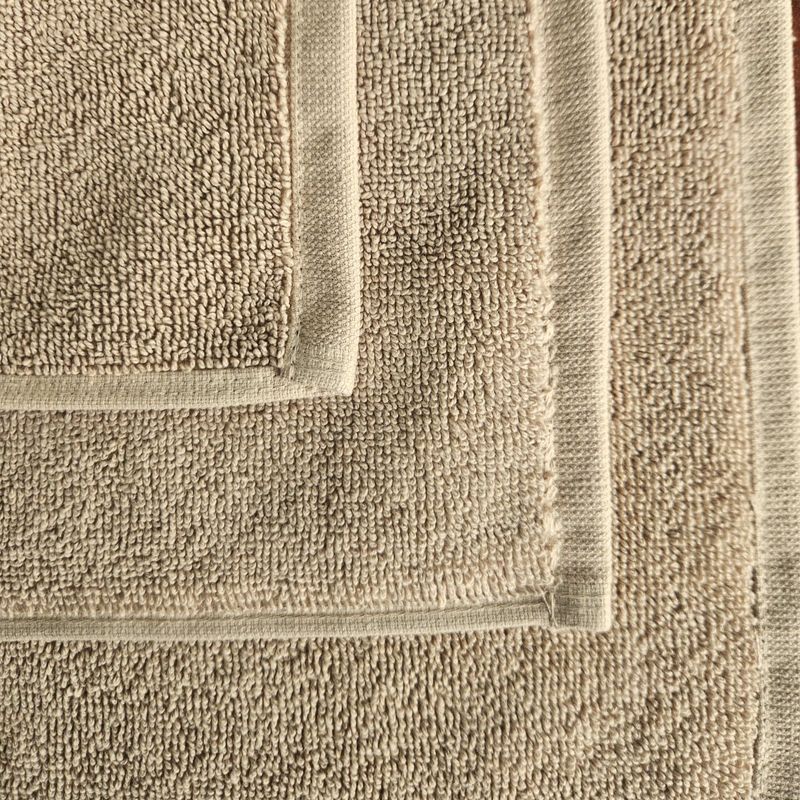 Casa si Gradina - Textile si covoare - Textile baie - Prosoape - Prosop baie pentru picioare Kotonia Home Hotel, 50x70 cm, 100% Bumbac, 50x70 cm, 850 g/mp, bej - Infinity.ro