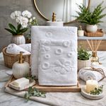 Casa si Gradina - Textile si covoare - Textile baie - Prosoape - Prosop baie Kotonia Home - jacquard, 100% Bumbac, decor floral satinat, 70x140 cm, alb - 01 - Infinity.ro