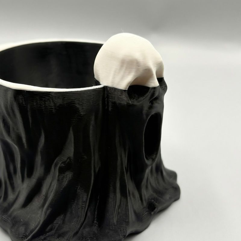 Casa si Gradina - Decoratiuni - Obiecte decorative - Vaze si boluri decorative - Bol Decorativ Spectral pentru Bomboane, Negru, 15 cm - Infinity.ro