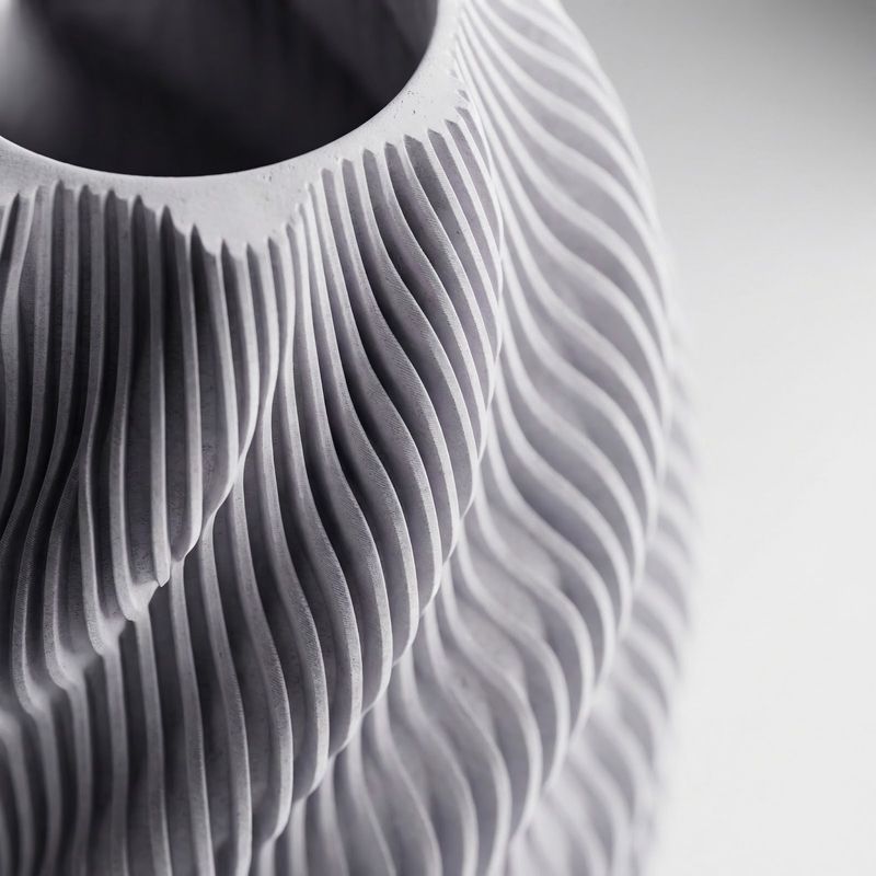 Casa si Gradina - Decoratiuni - Obiecte decorative - Vaze si boluri decorative - Vaza Decorativa cu Valuri Sculpturale, Gri, 20 cm - Infinity.ro