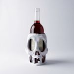 Casa si Gradina - Bucatarie si vesela - Accesorii bar - Suporturi bauturi - Suport Doza Decorativ cu Craniu, Alb, 14 cm - Infinity.ro